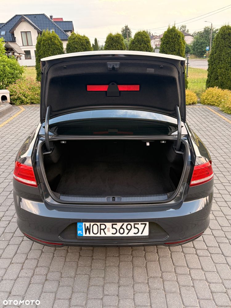 Volkswagen Passat 2.0 TDI BMT Comfortline DSG - 11