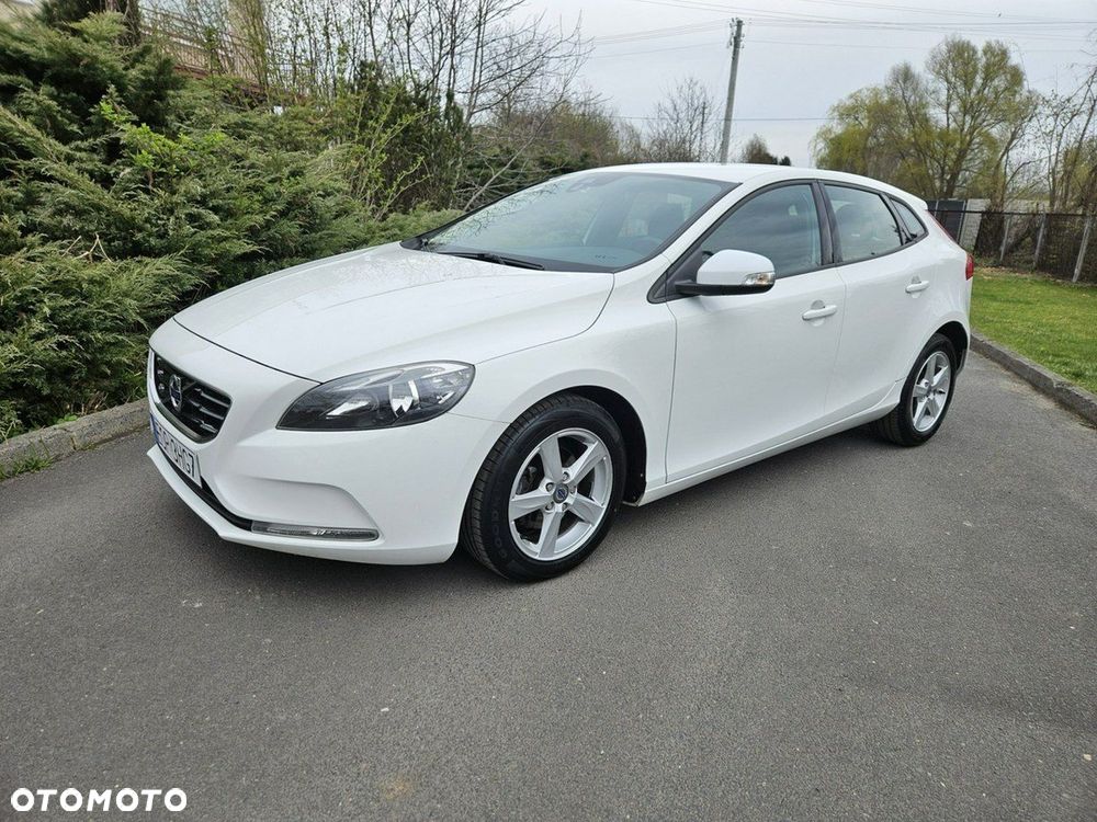 Volvo V40 D2 Momentum - 26