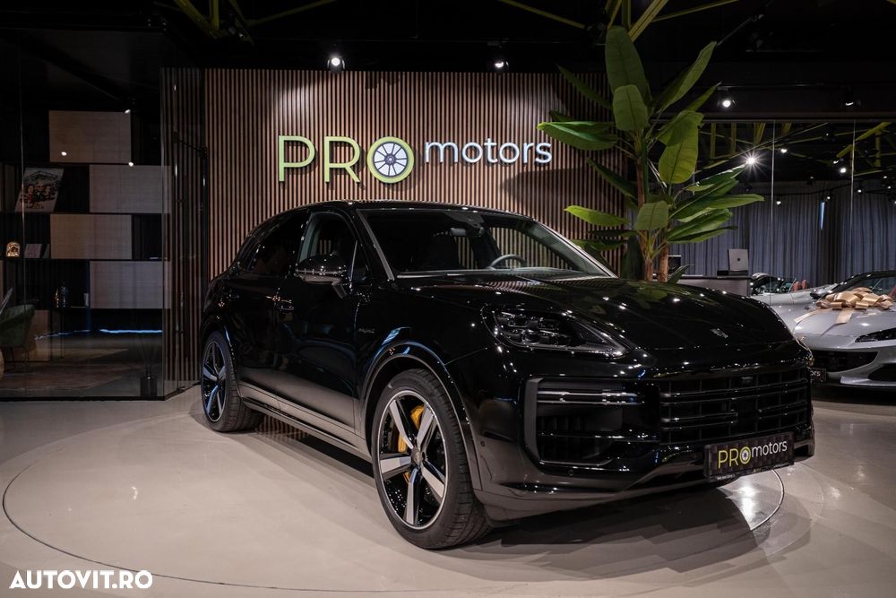 Porsche Cayenne Turbo E-Hybrid - 2