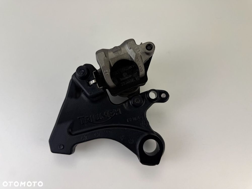 Tylny zacisk hamulcowy Triumph Street Triple 765 RS 2022- - 10