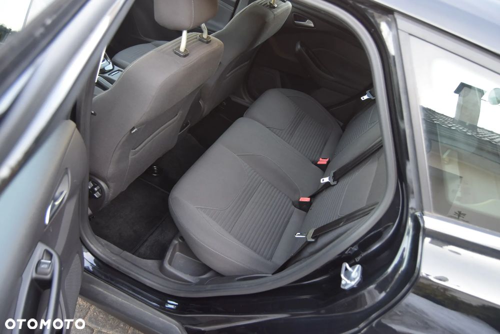 Ford Focus 1.0 EcoBoost Titanium - 19