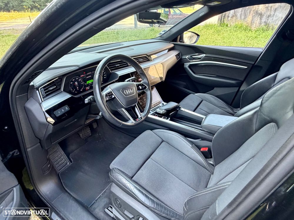 Audi e-tron 55 quattro S line - 40