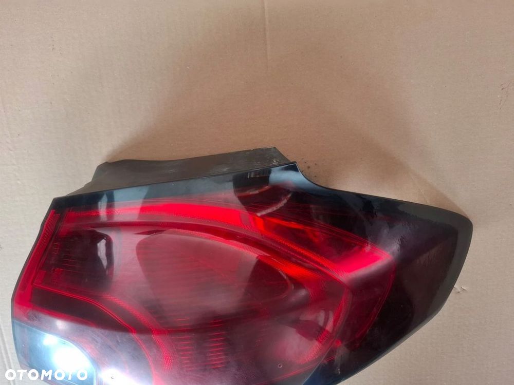 LAMPA TYLNA PRAWA PRAWY TYŁ LED LEDOWA OPEL ZAFIRA III C 39033315 - 5