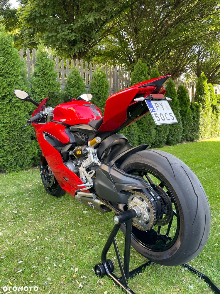 Ducati 1199 Panigale - 11