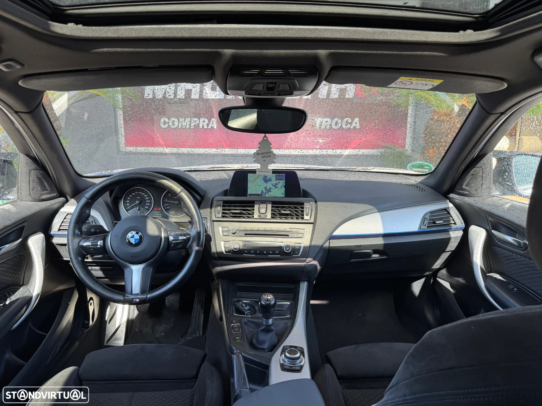 BMW 118 i Pack M - 21