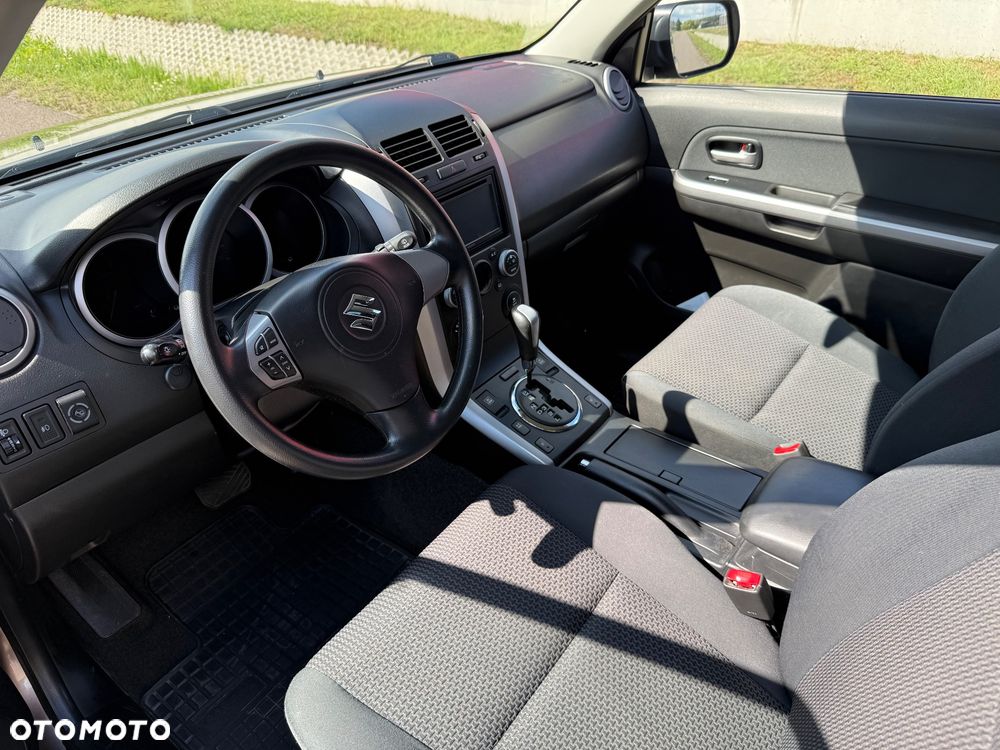 Suzuki Grand Vitara - 8