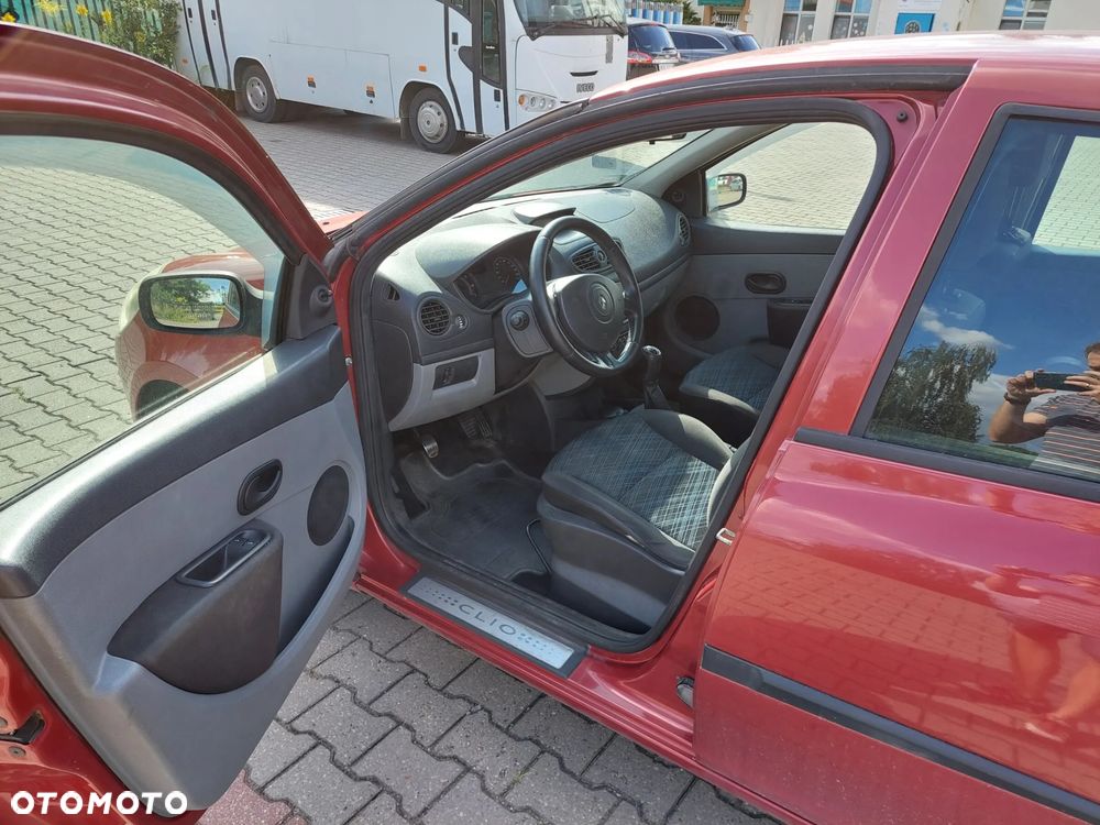 Renault Clio 1.2 16V Expression - 5
