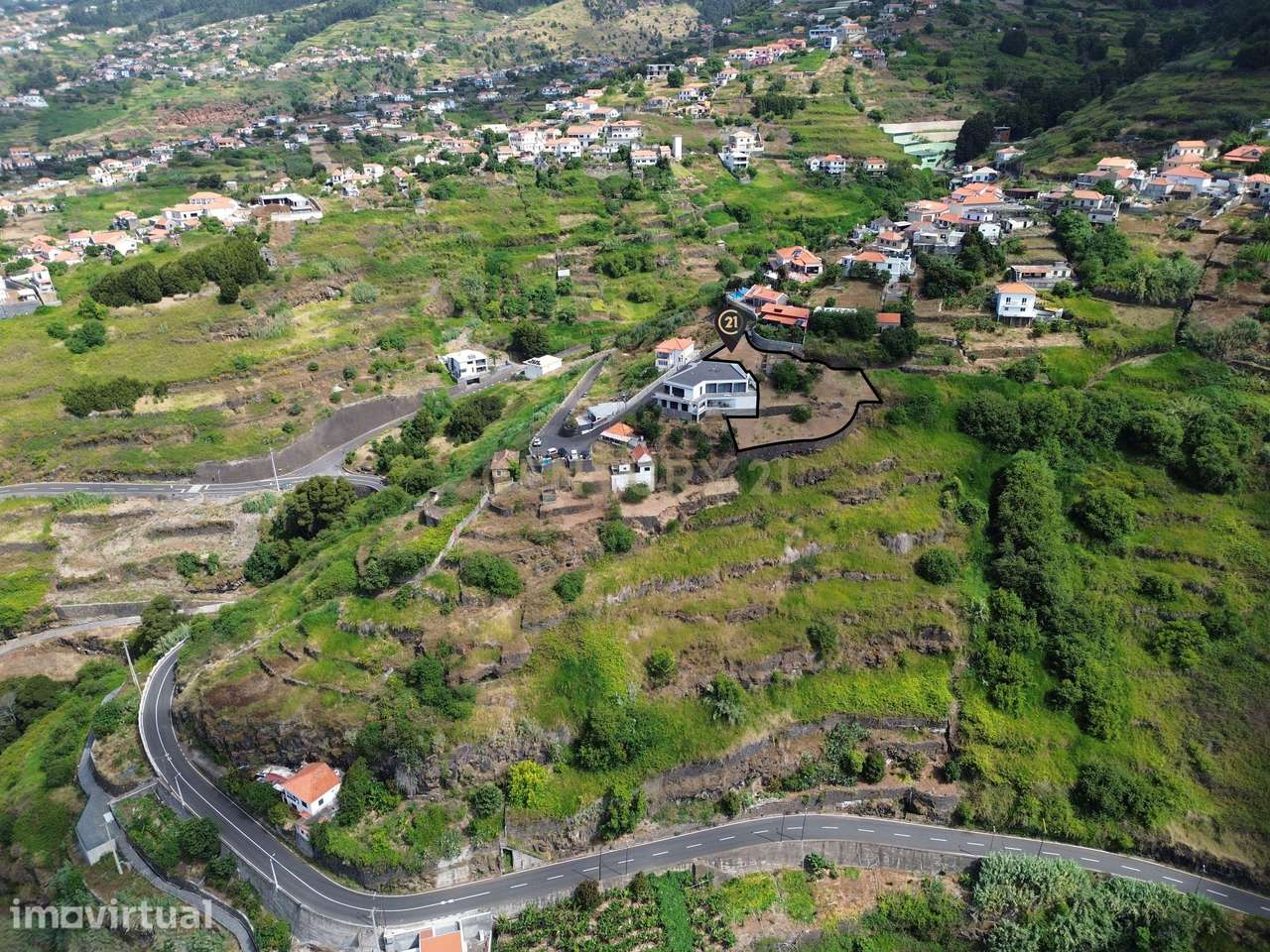Terreno com Vista Mar em Zona Privilegiada - Calheta - Grande imagem: 5/16