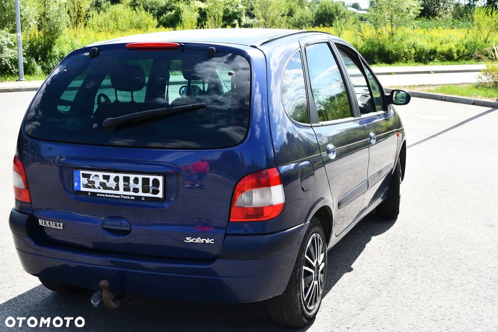 Renault Scenic - 10