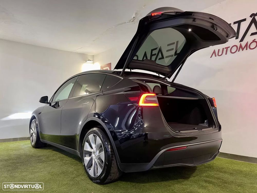 Tesla Model Y Tração Traseira - 43