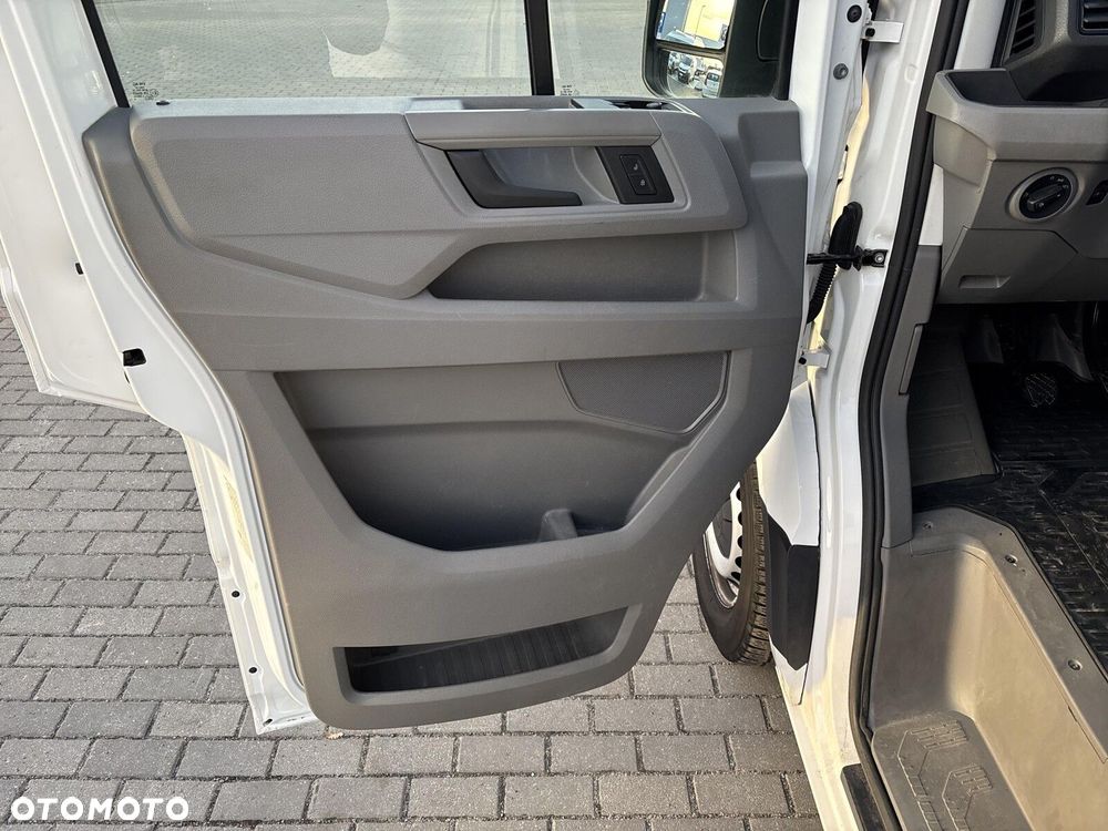 Volkswagen Crafter - 10