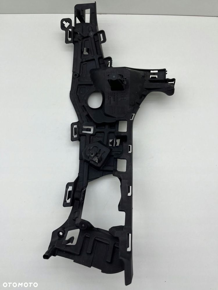 VOLVO V90 ŚLIZG ZDERZAKA PRAWY PRZÓD 31383238 - 4