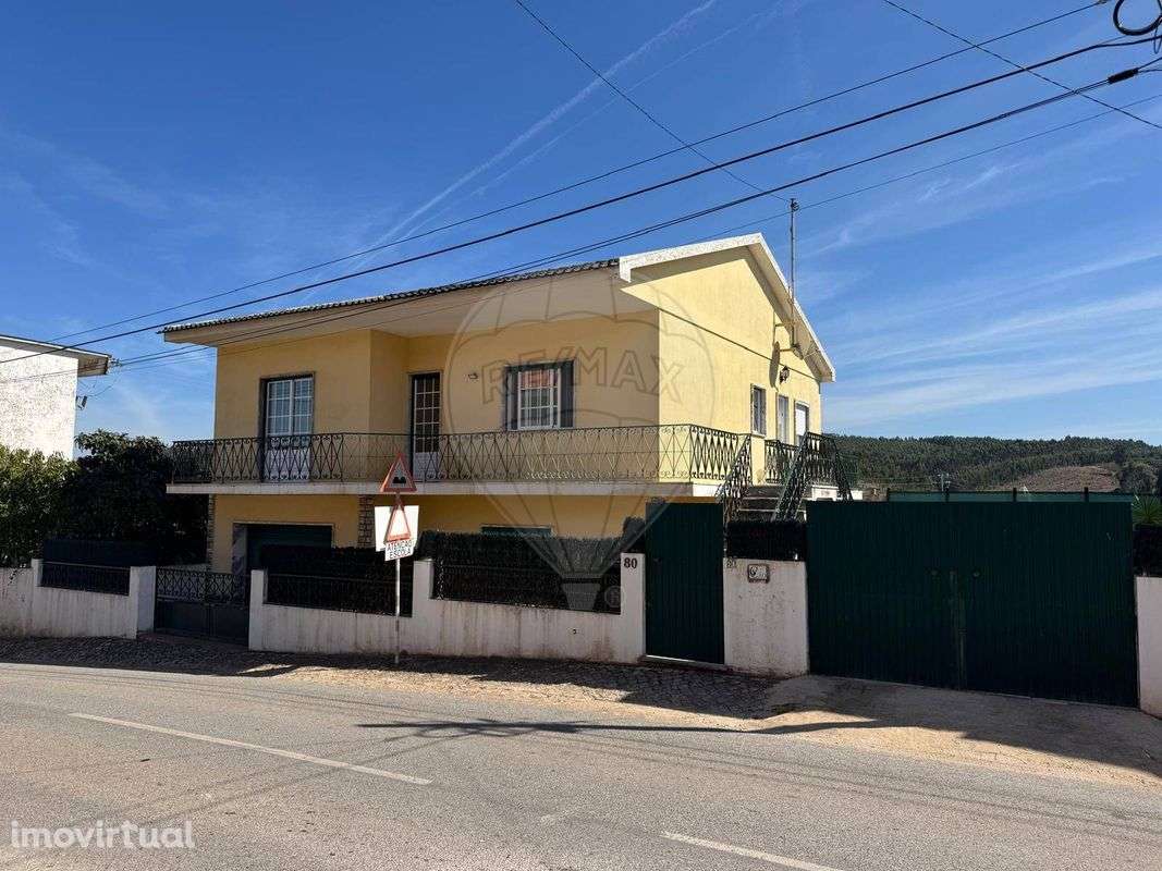 Moradia T2 para venda - Grande imagem: 3/35