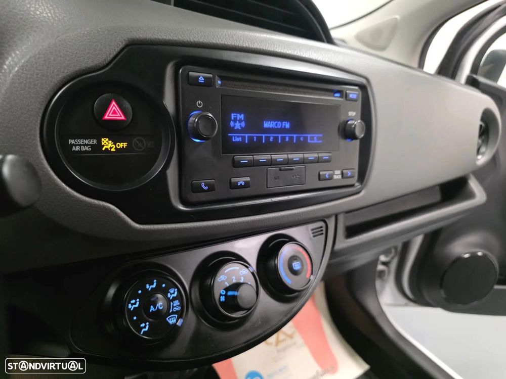 Toyota Yaris BIZZ 1.4 D-4D 90CV IVA DEDUTIVEL - 15