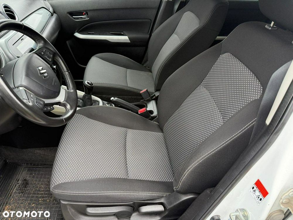 Suzuki Vitara - 11