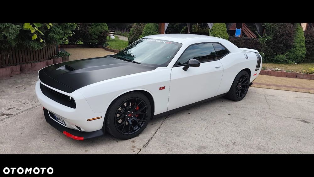 Dodge Challenger 5.7 R/T - 2