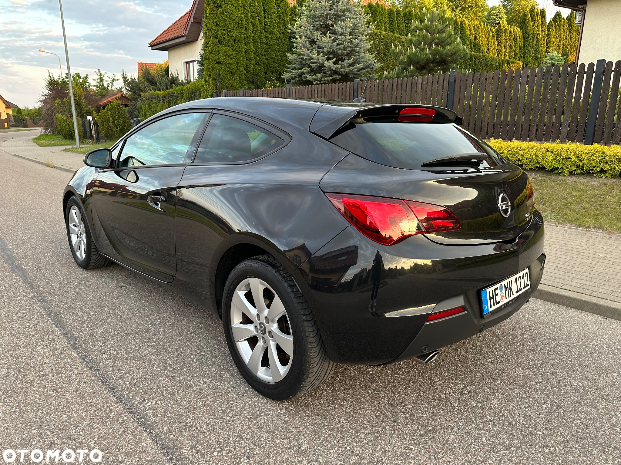 Opel Astra IV GTC 1.4 T Sport S&S - 8