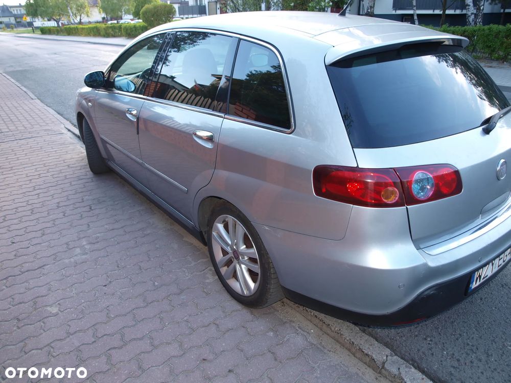 Fiat Croma 1.9 JTD Dynamic - 5