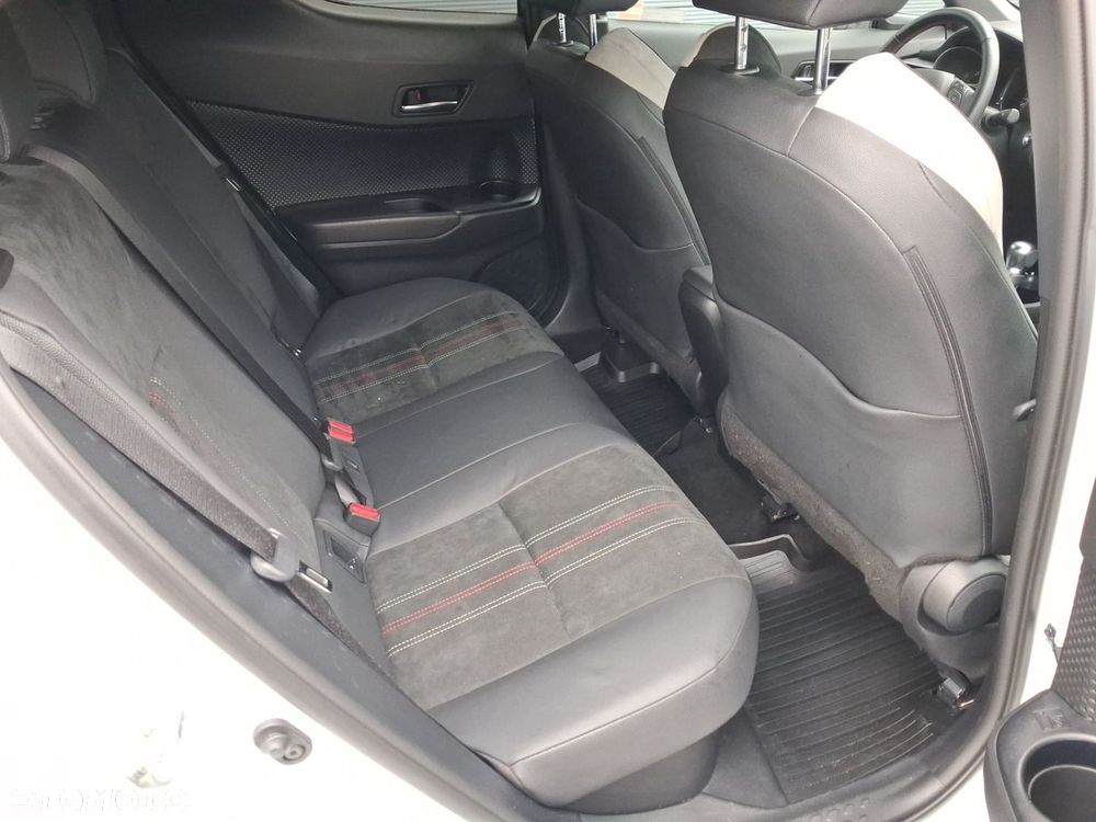 Toyota C-HR 1.8 Hybrid GPF GR Sport - 11