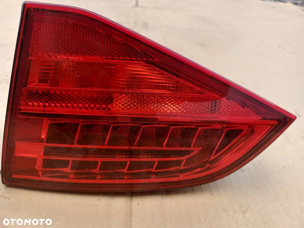 LAMPA TYLNA LED W KLAPE A4 B8 KOMBI - 4