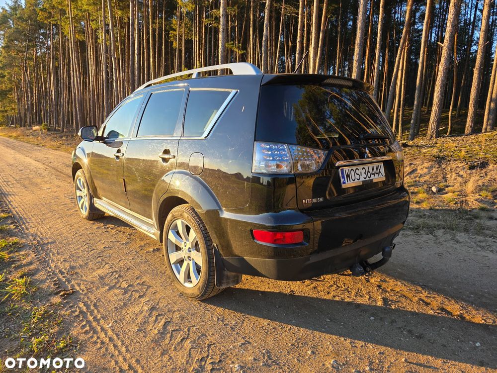 Mitsubishi Outlander 2.2 DID Instyle EU5 TC-SST - 4