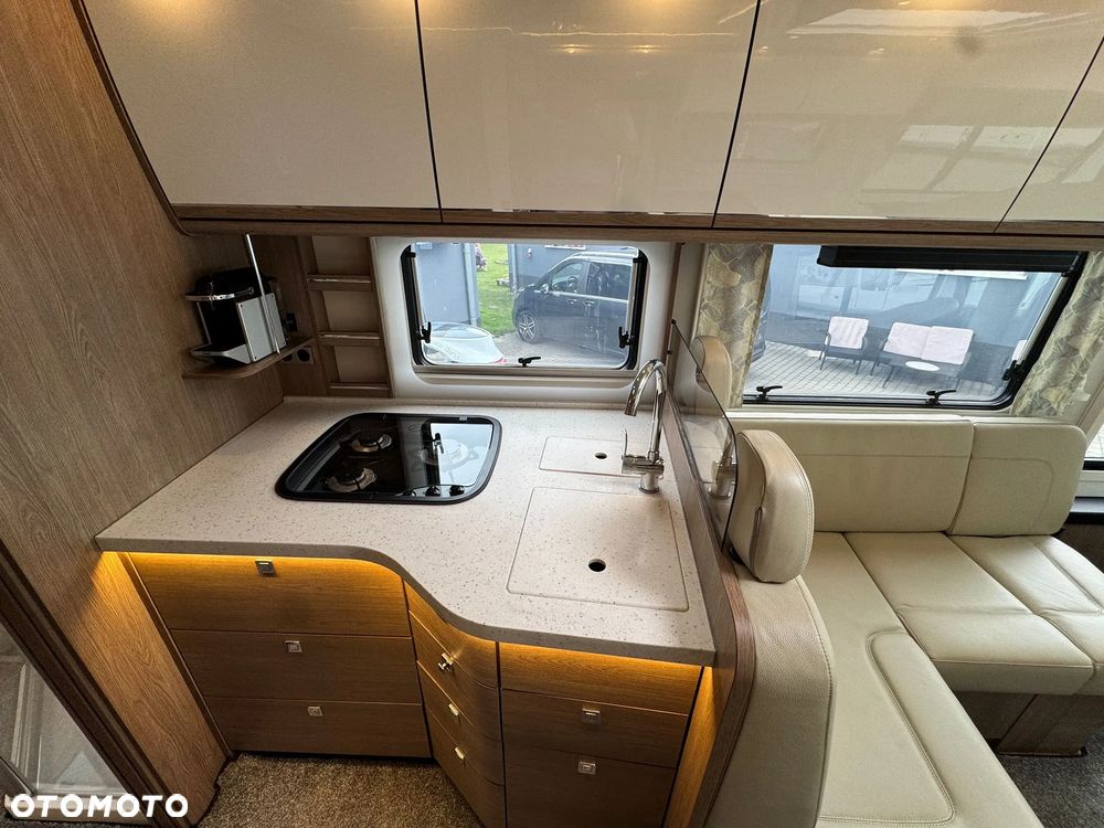Morelo PALACE 85L - IVECO 70C21 - 11