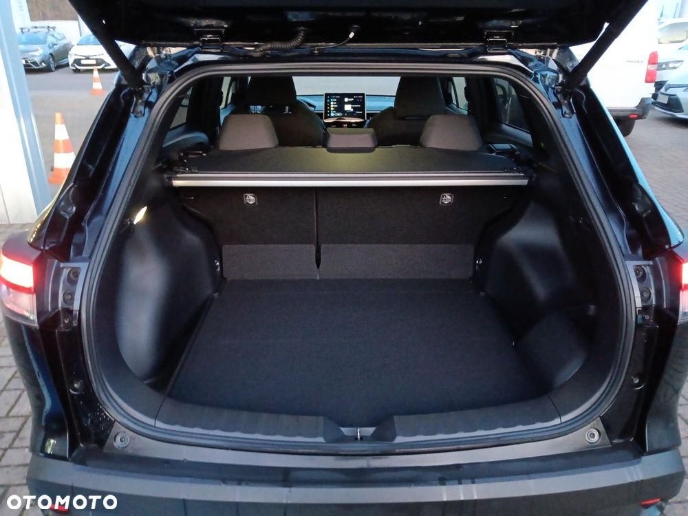 Toyota Corolla Cross - 11