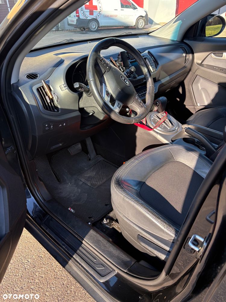 Kia Sportage 2.0 L - 4