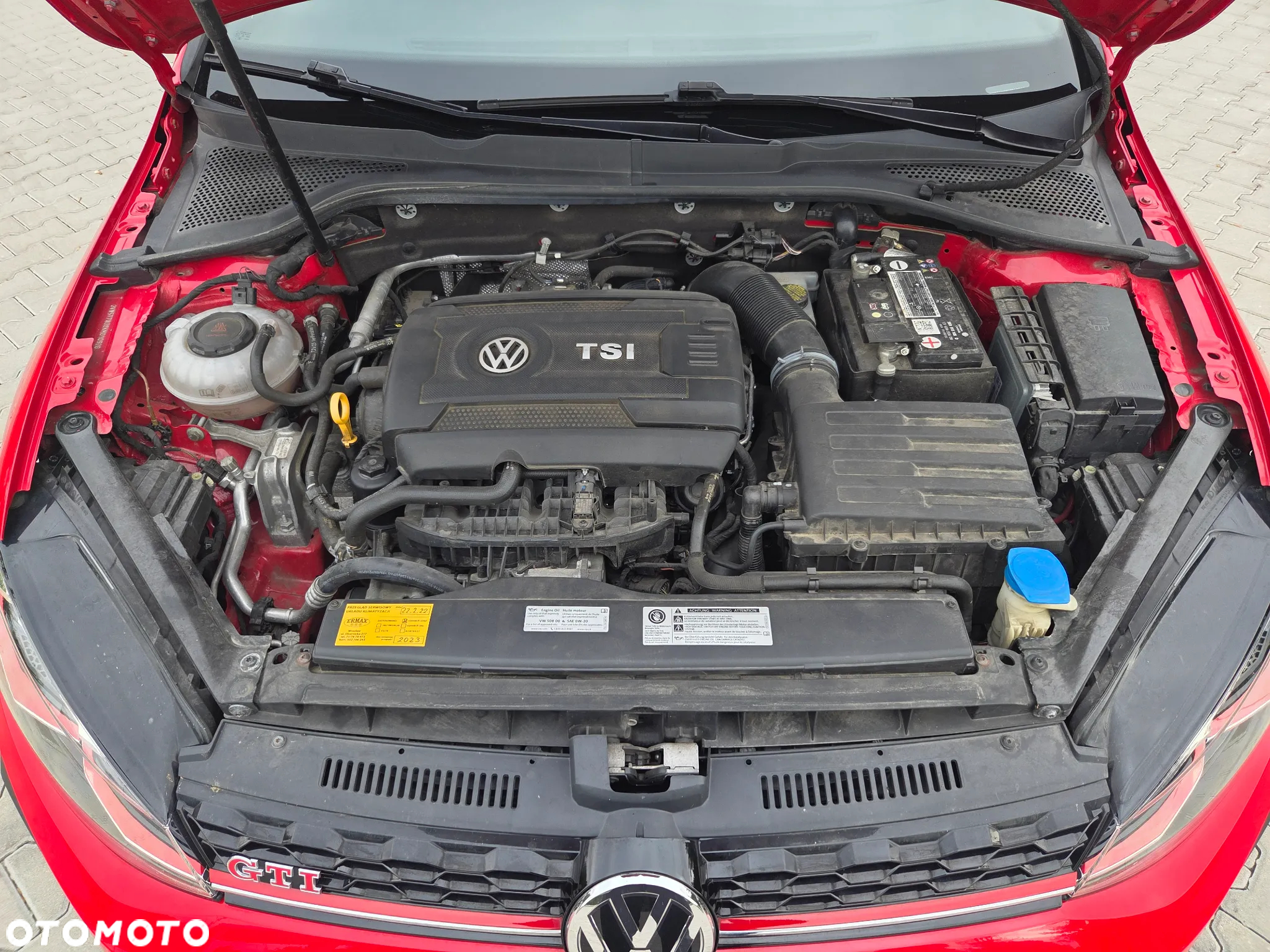 Volkswagen Golf - 25