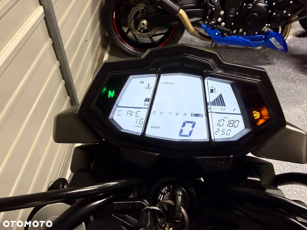 Yamaha MT - 9