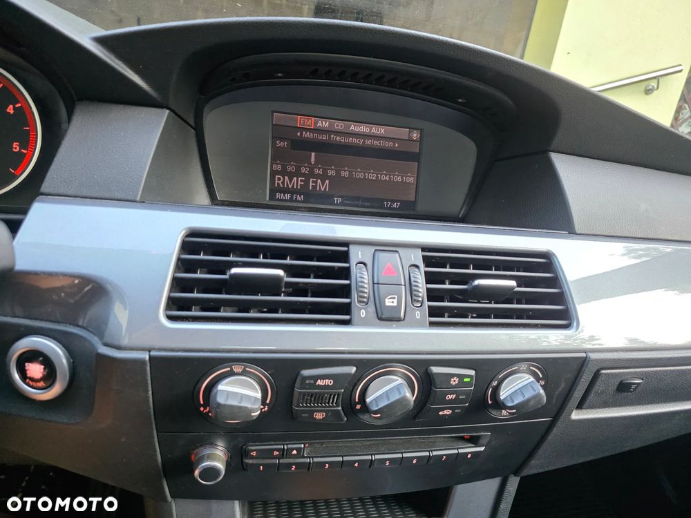 BMW Seria 5 520d - 11