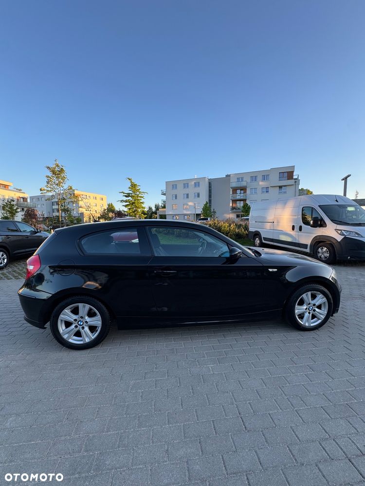 BMW Seria 1 120d - 3
