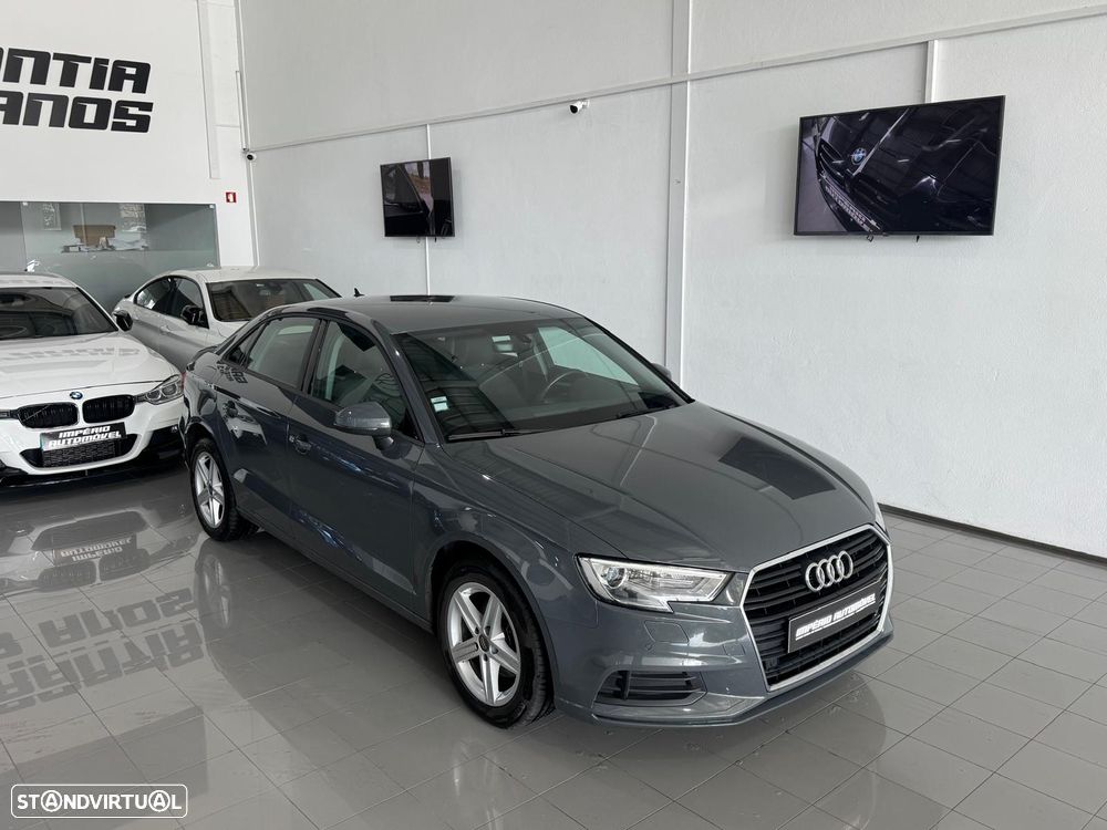 Audi A3 Limousine 30 TDI - 2