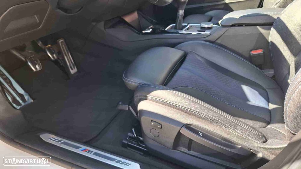 BMW 116 d Pack M - 14