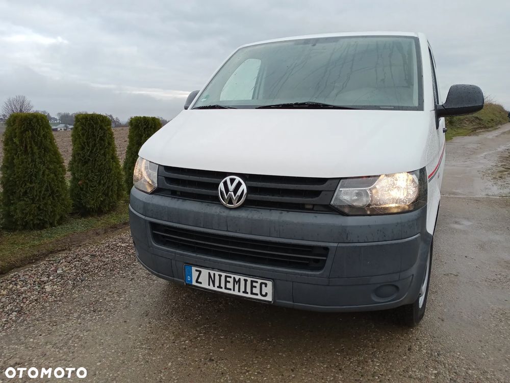 Volkswagen T5 - 18