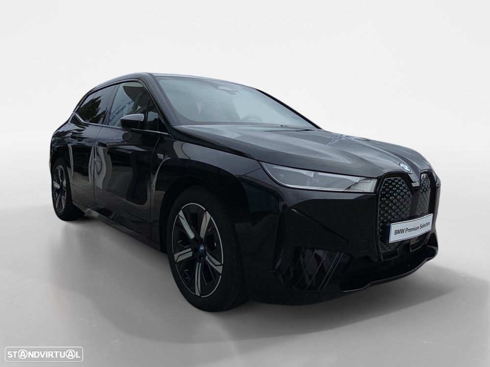 BMW iX xDrive 40 Pack Desportivo - 7