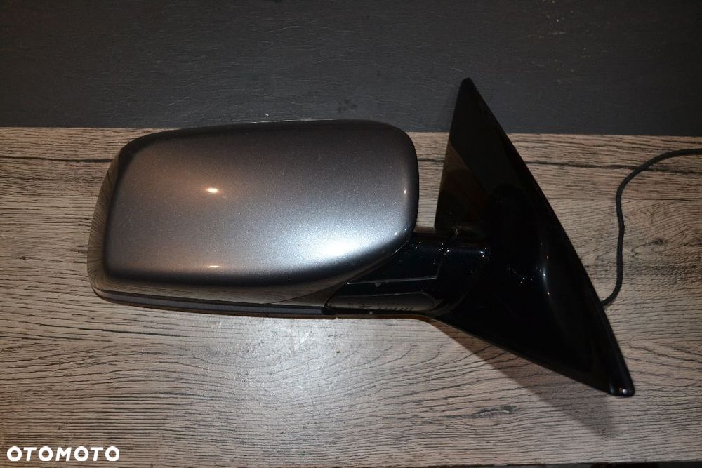 BMW E63 E64 LIFT LUSTERKO EL PRAWE FOTOCHROM 3 PIN ANGLIK - 1