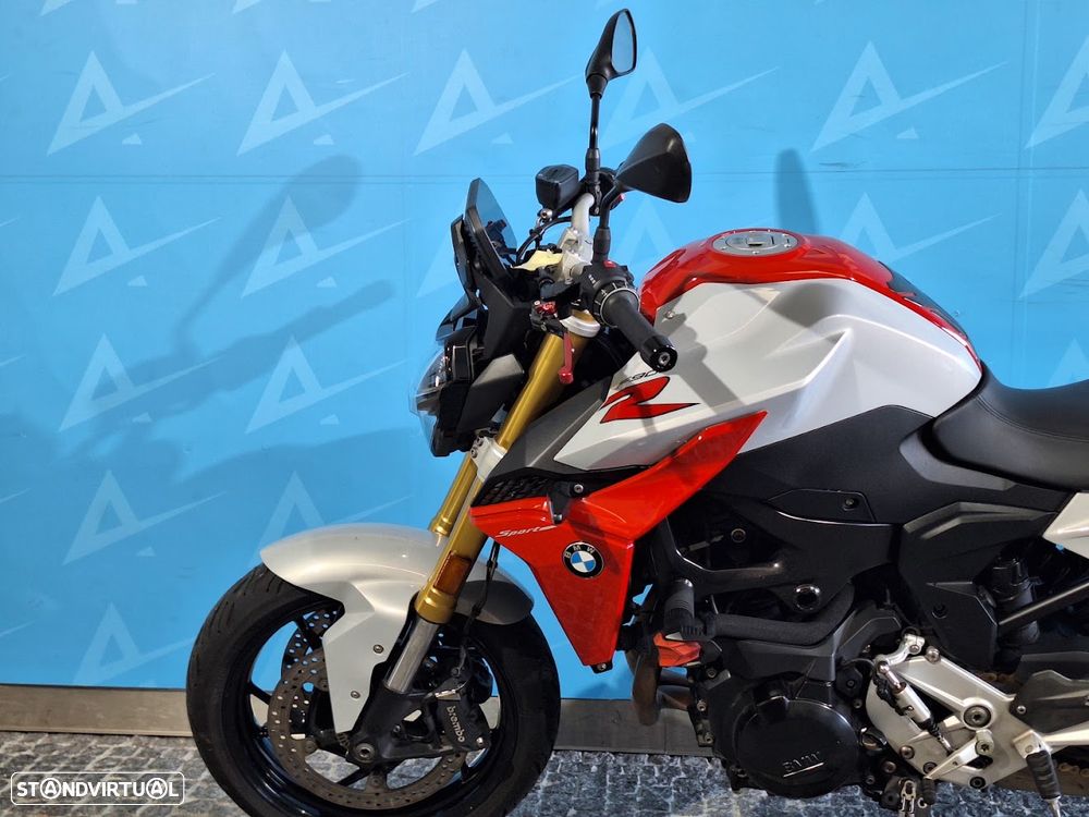 BMW F 900 R - 6