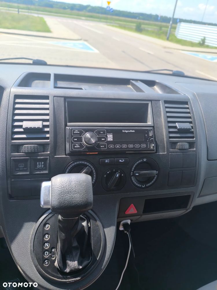 Volkswagen T5 - 24