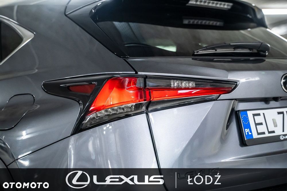 Lexus NX 300 Prestige AWD - 6