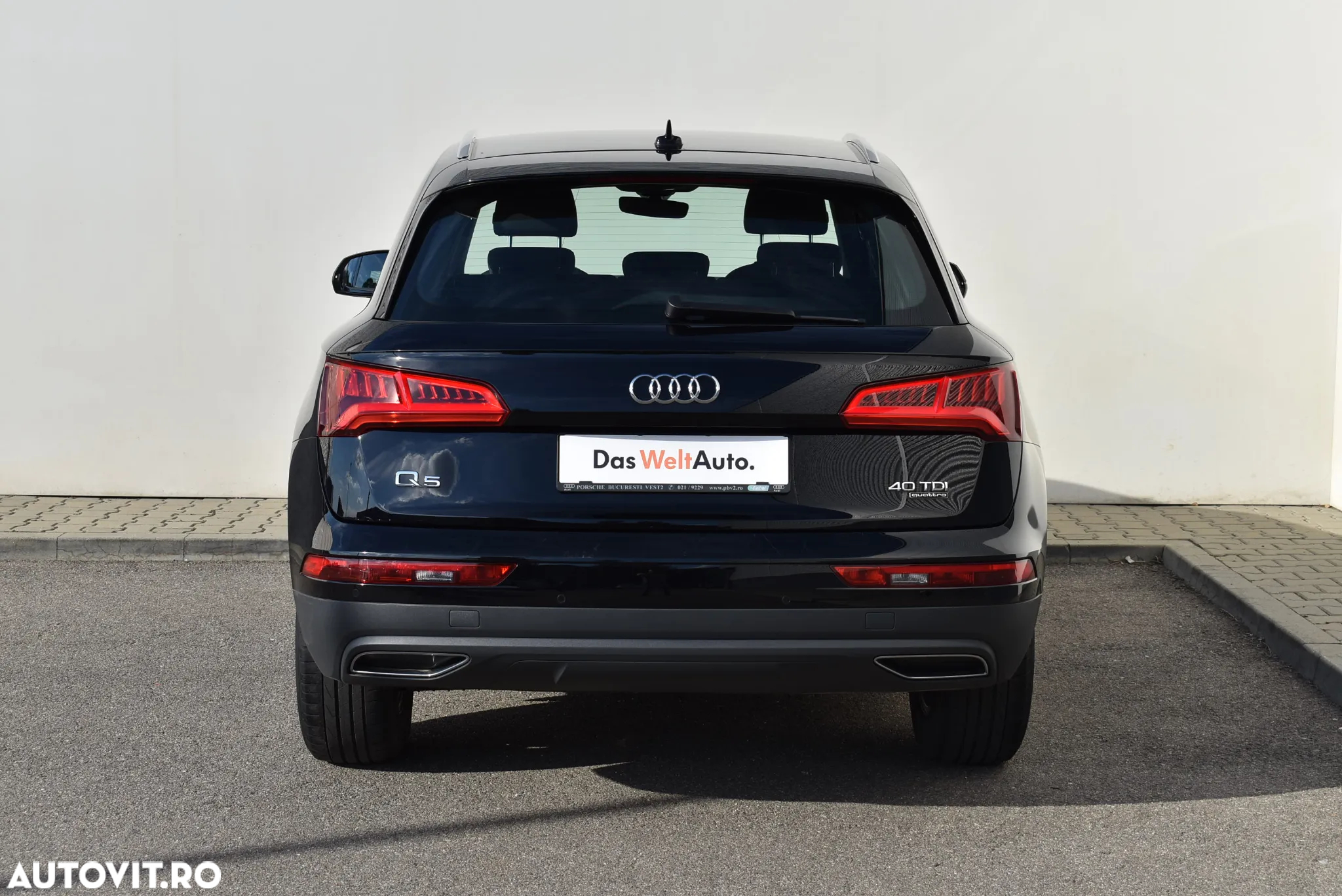 Audi Q5 2.0 40 TDI quattro S tronic Design - 6