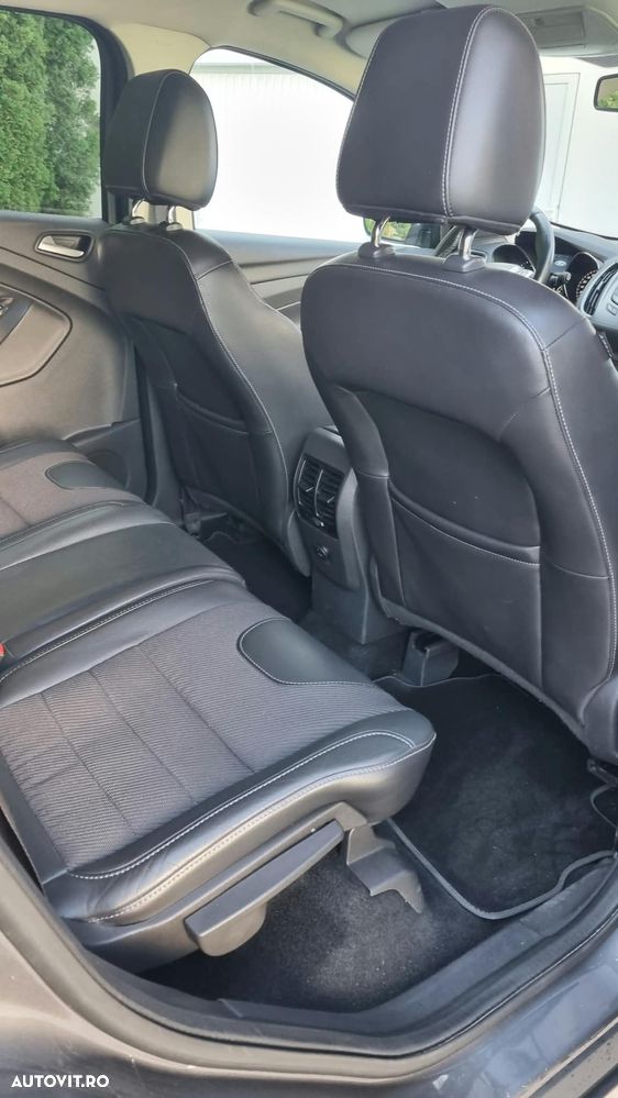 Ford Kuga - 9