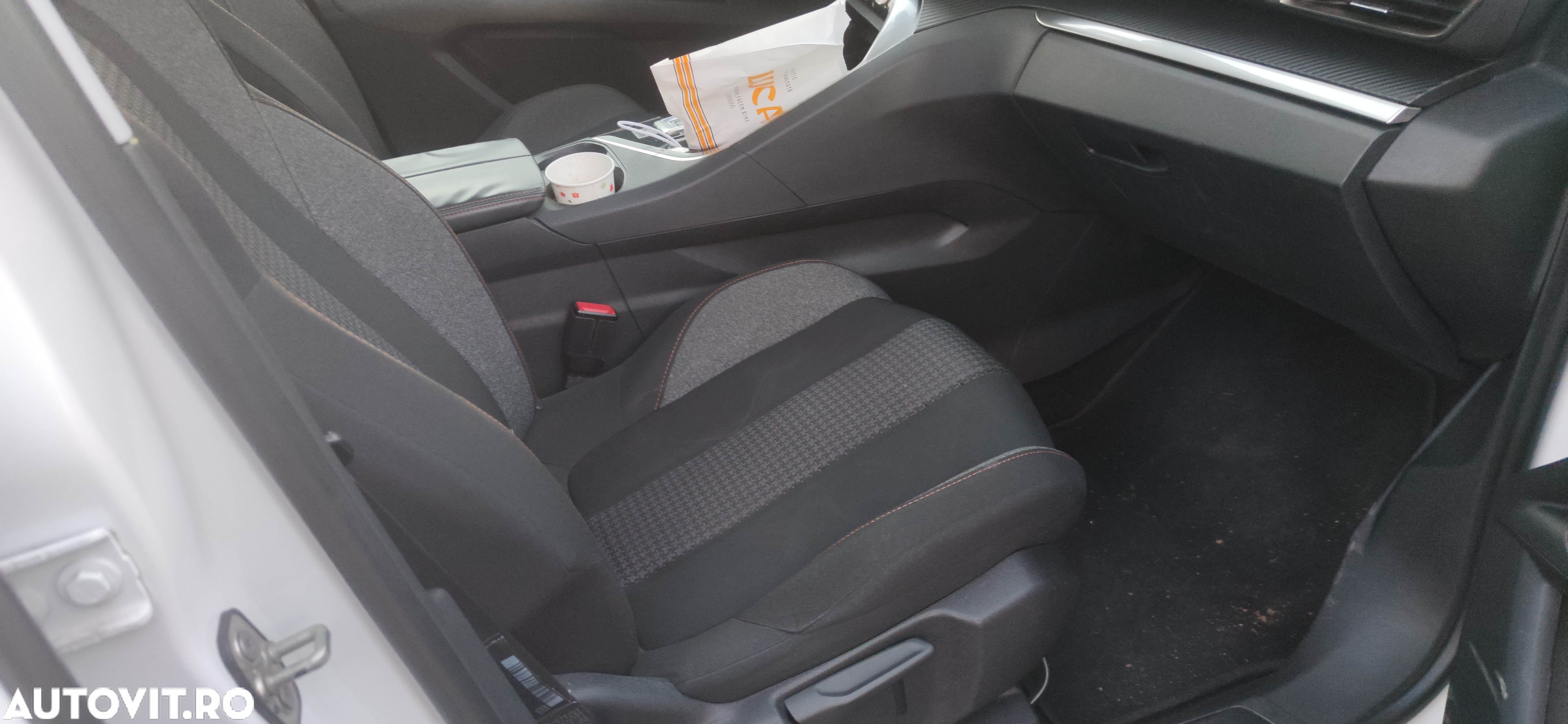 Peugeot 3008 1.5 BlueHDI S&S EAT8 Allure - 7