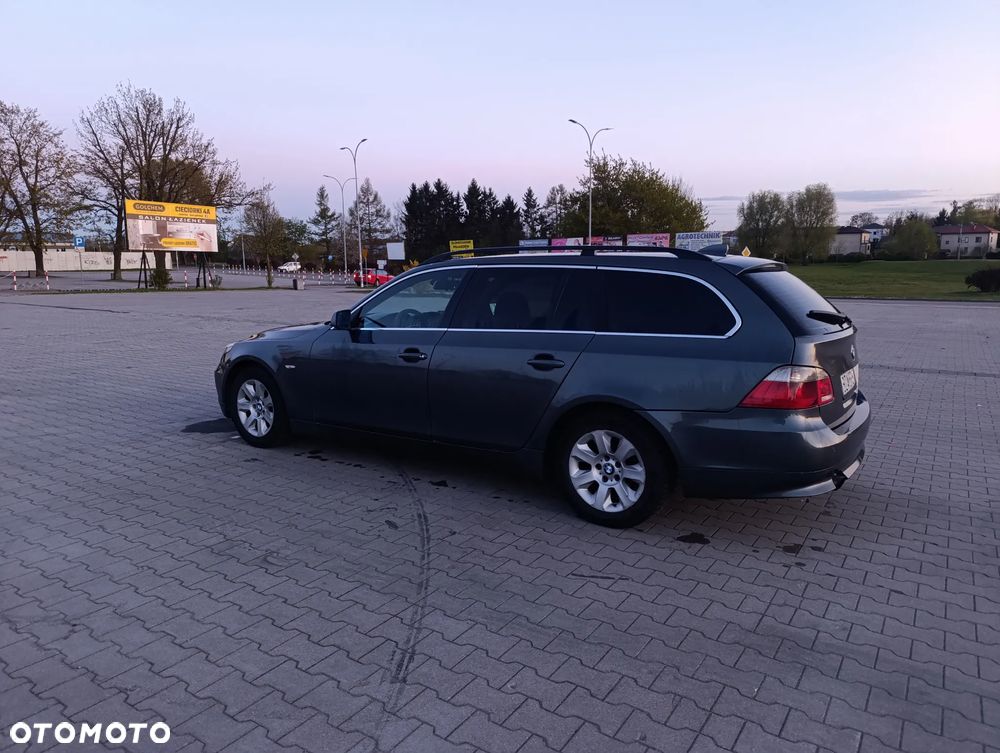 BMW Seria 5 520d - 4