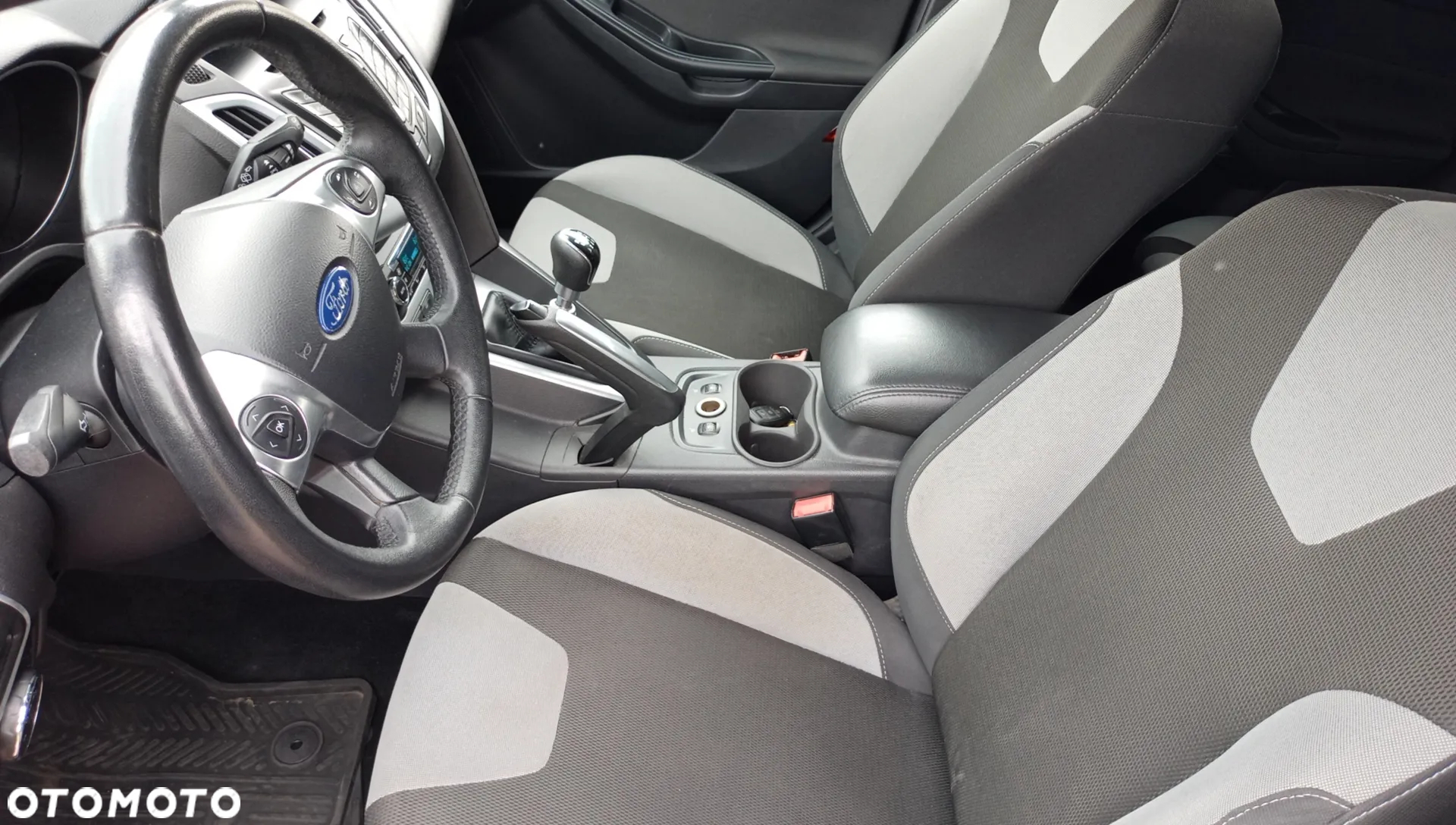 Ford Focus 1.6 EcoBoost Edition - 9