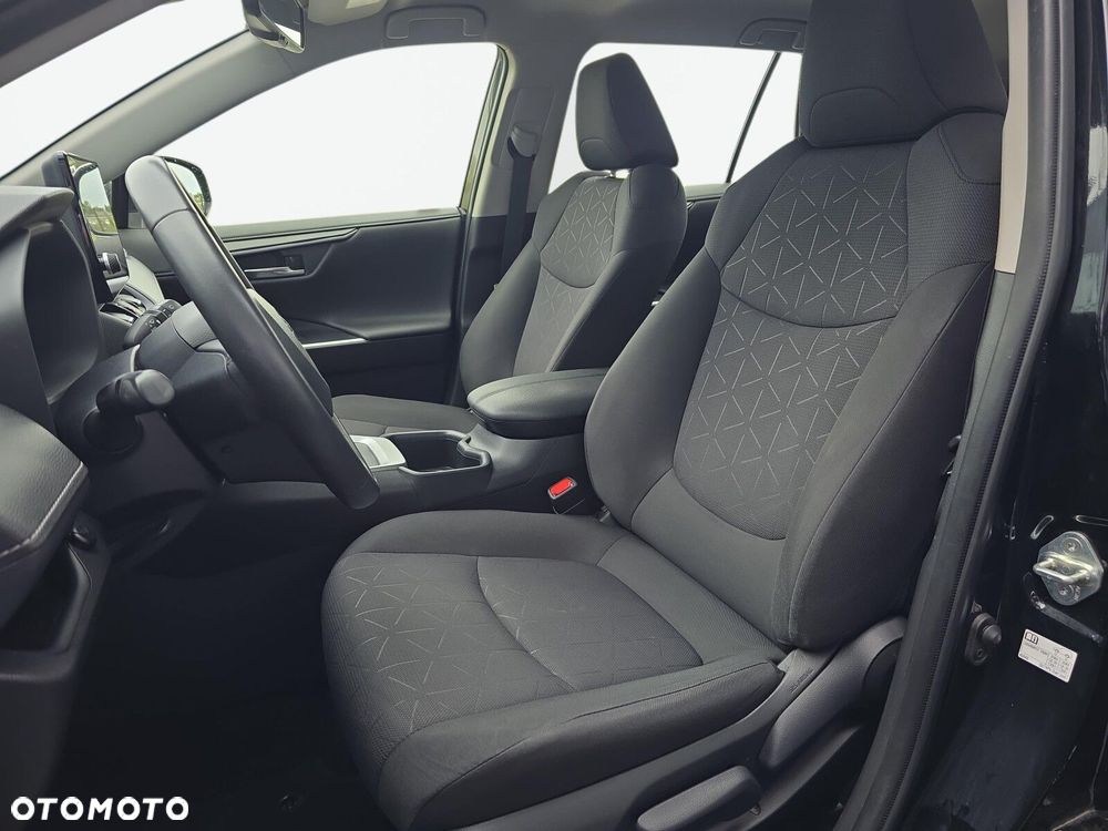 Toyota RAV4 - 10