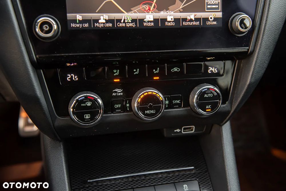 Skoda Octavia 2.0 TDI 4x4 DSG RS - 28