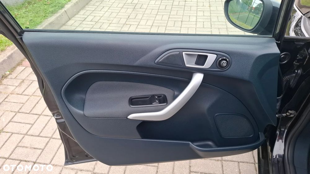 Ford Fiesta 1.25 Gold X - 14