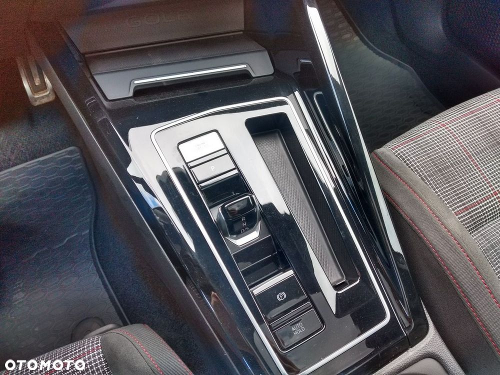 Volkswagen Golf 2.0 TSI GTI DSG - 19
