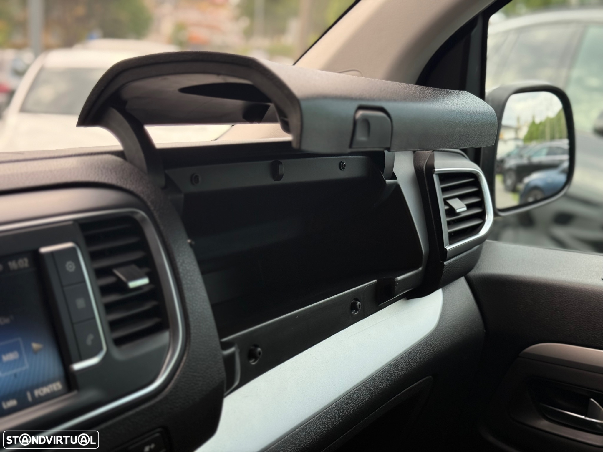 Toyota Proace Verso 1.5 D-4D L2 1.0T Exclusive 9L - 42